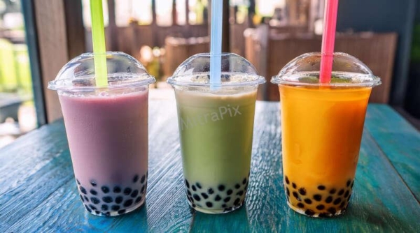Colorful Bubble Tea with Tapioca Pearls