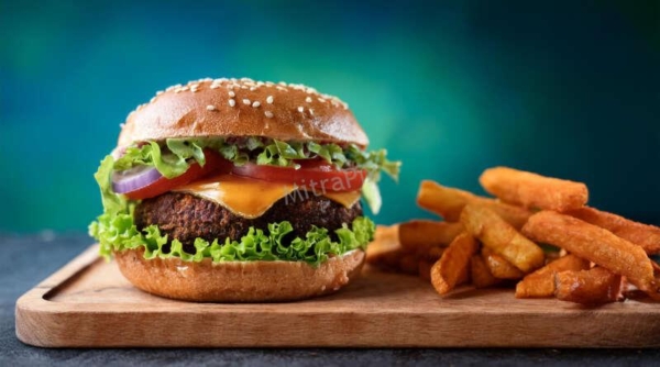Delicious Plant-Based Burger with Fresh Vegetables